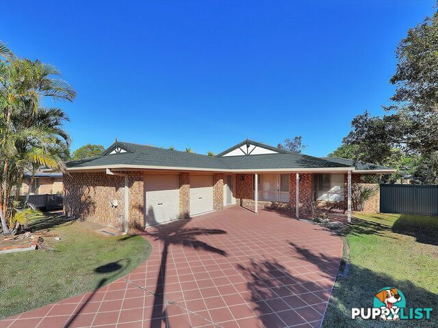 15 Dunoola Place PARKINSON QLD 4115