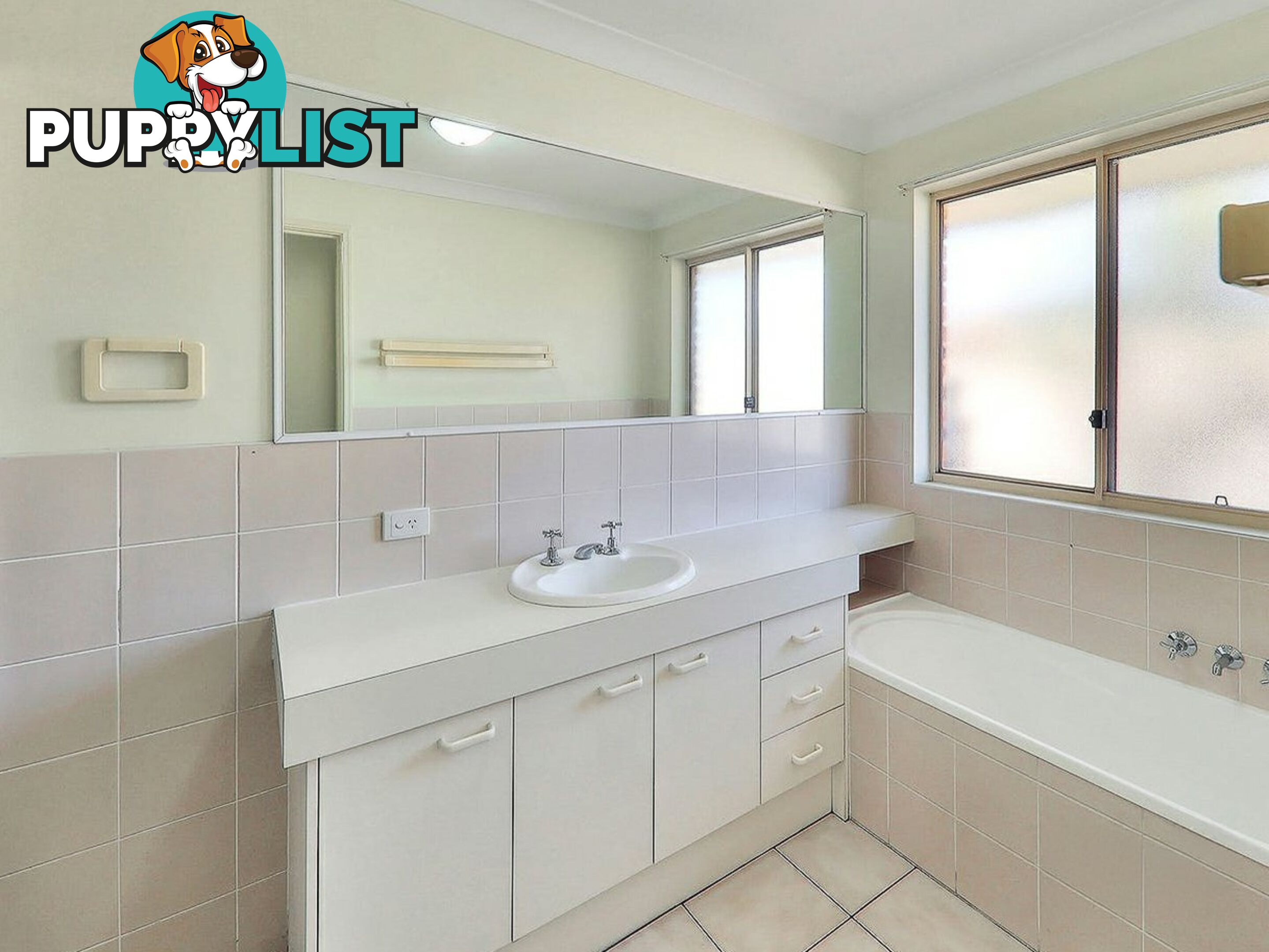 15 Dunoola Place PARKINSON QLD 4115
