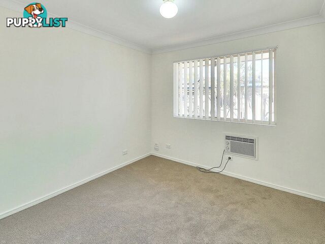 15 Dunoola Place PARKINSON QLD 4115
