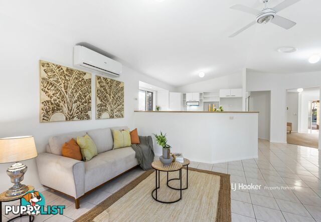 32 Wantana Crescent EDENS LANDING QLD 4207