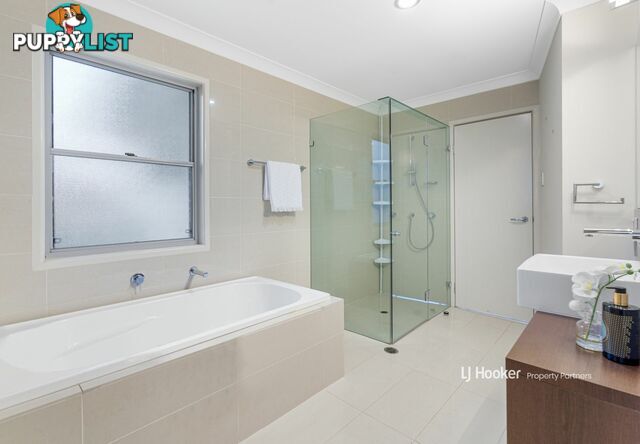 16 Wisteria Place CALAMVALE QLD 4116