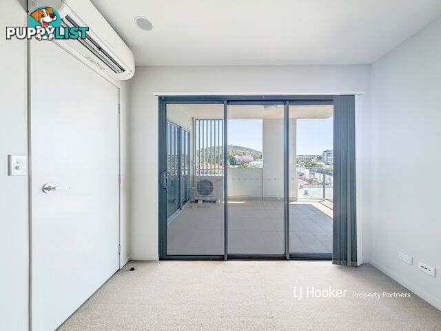 1424/1-5 Cremin Street UPPER MOUNT GRAVATT QLD 4122