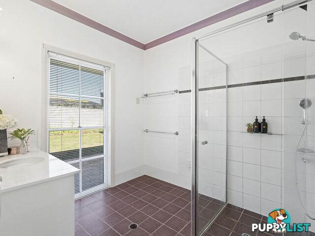 160 Hellawell Road SUNNYBANK HILLS QLD 4109
