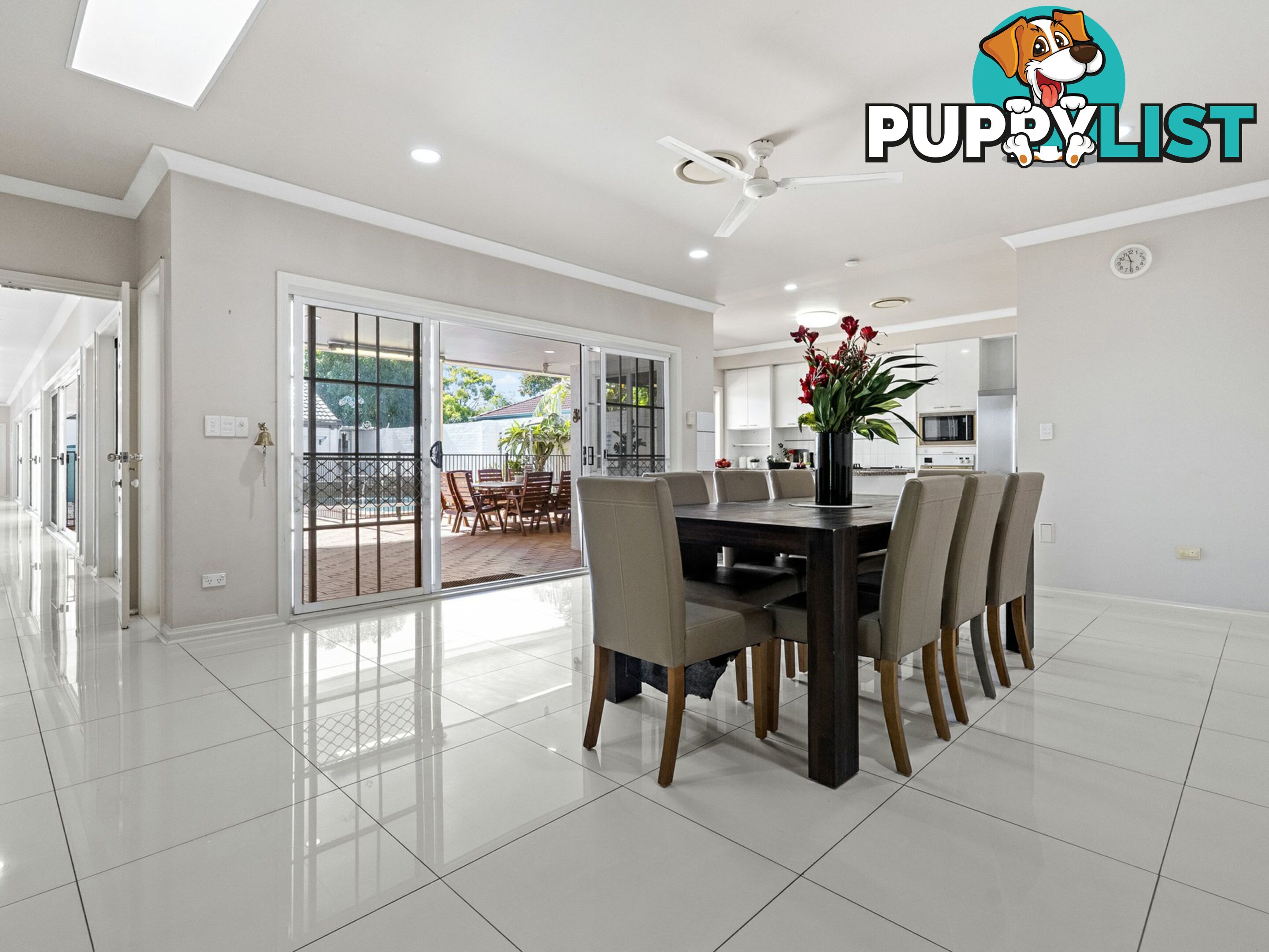 160 Hellawell Road SUNNYBANK HILLS QLD 4109