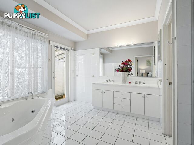 160 Hellawell Road SUNNYBANK HILLS QLD 4109