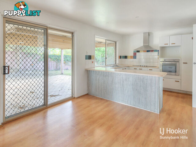 5 Maroo Street EIGHT MILE PLAINS QLD 4113