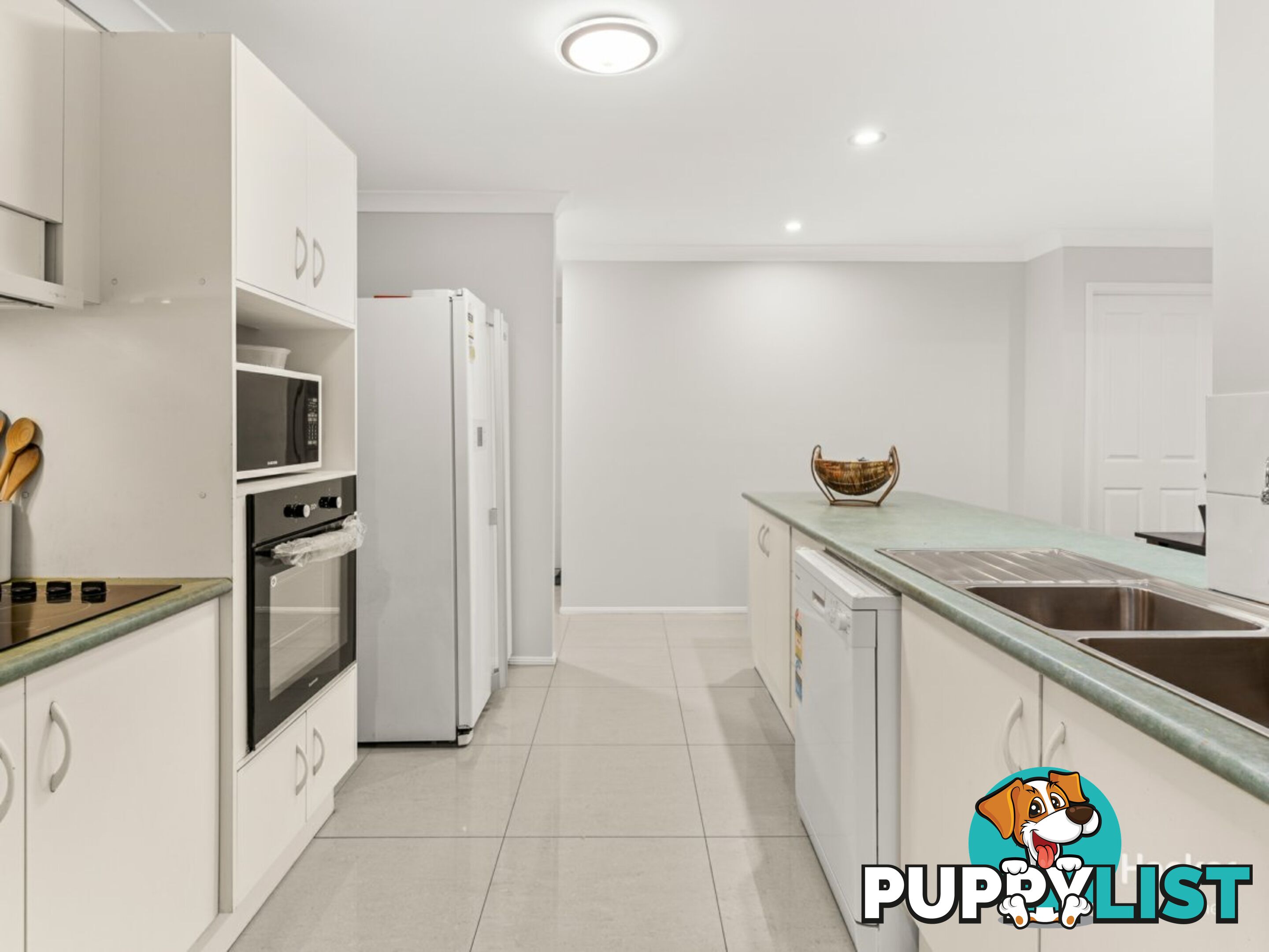 100 Shelduck Place CALAMVALE QLD 4116