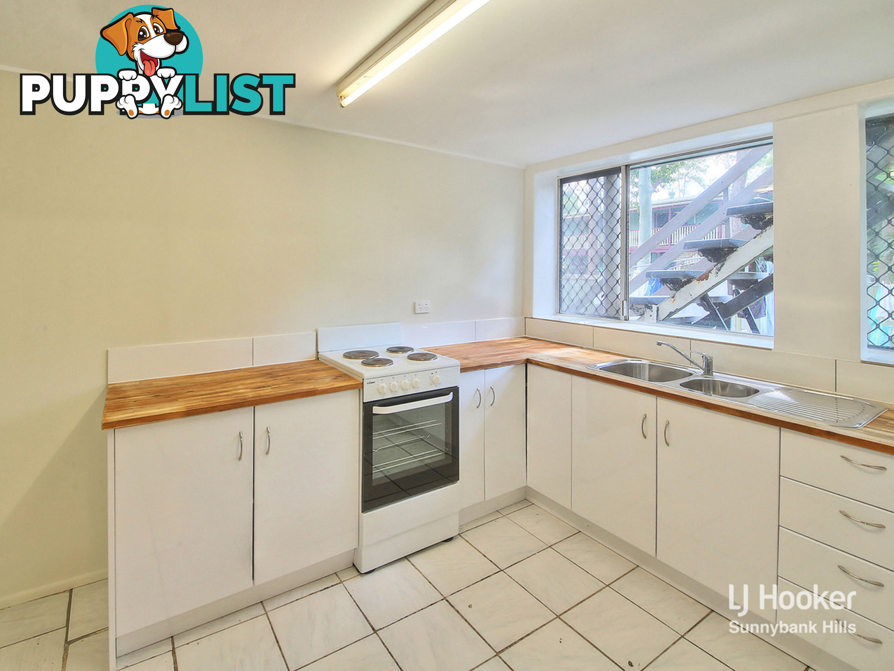 136 Mount Gravatt-Capalaba Road UPPER MOUNT GRAVATT QLD 4122