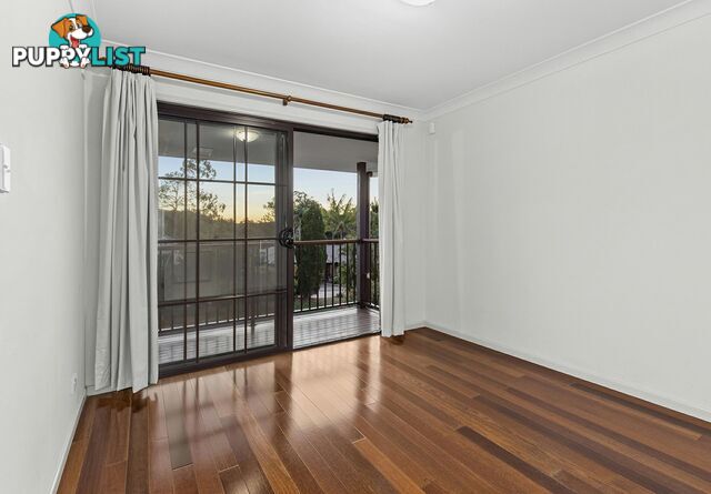 23 Sovereign Close WISHART QLD 4122