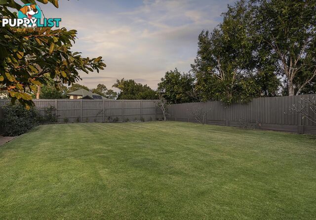 23 Sovereign Close WISHART QLD 4122