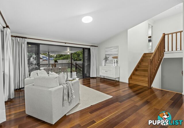 23 Sovereign Close WISHART QLD 4122