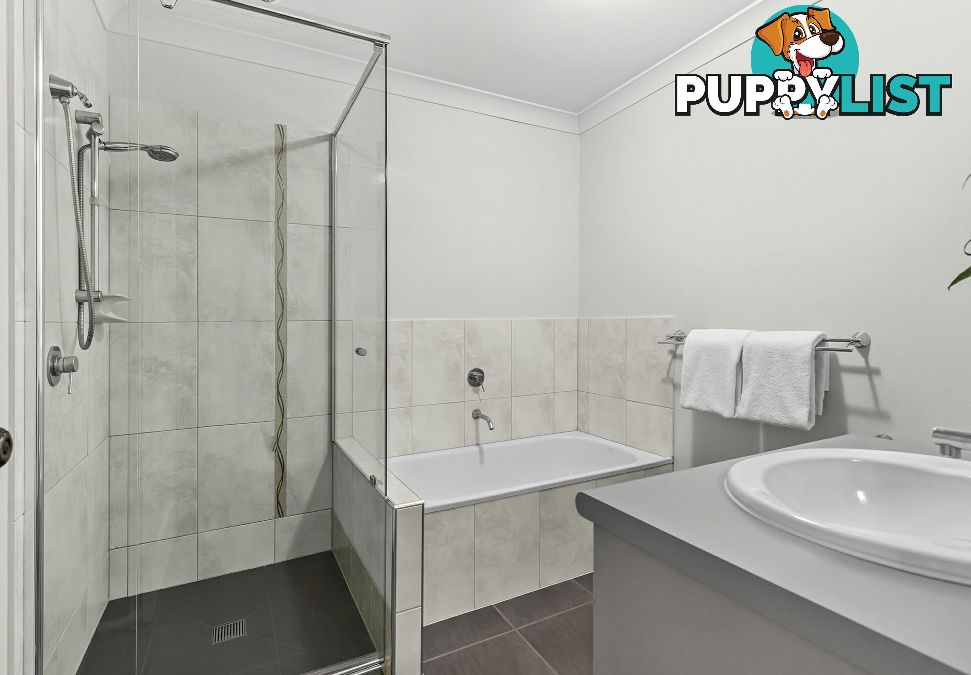 23 Sovereign Close WISHART QLD 4122