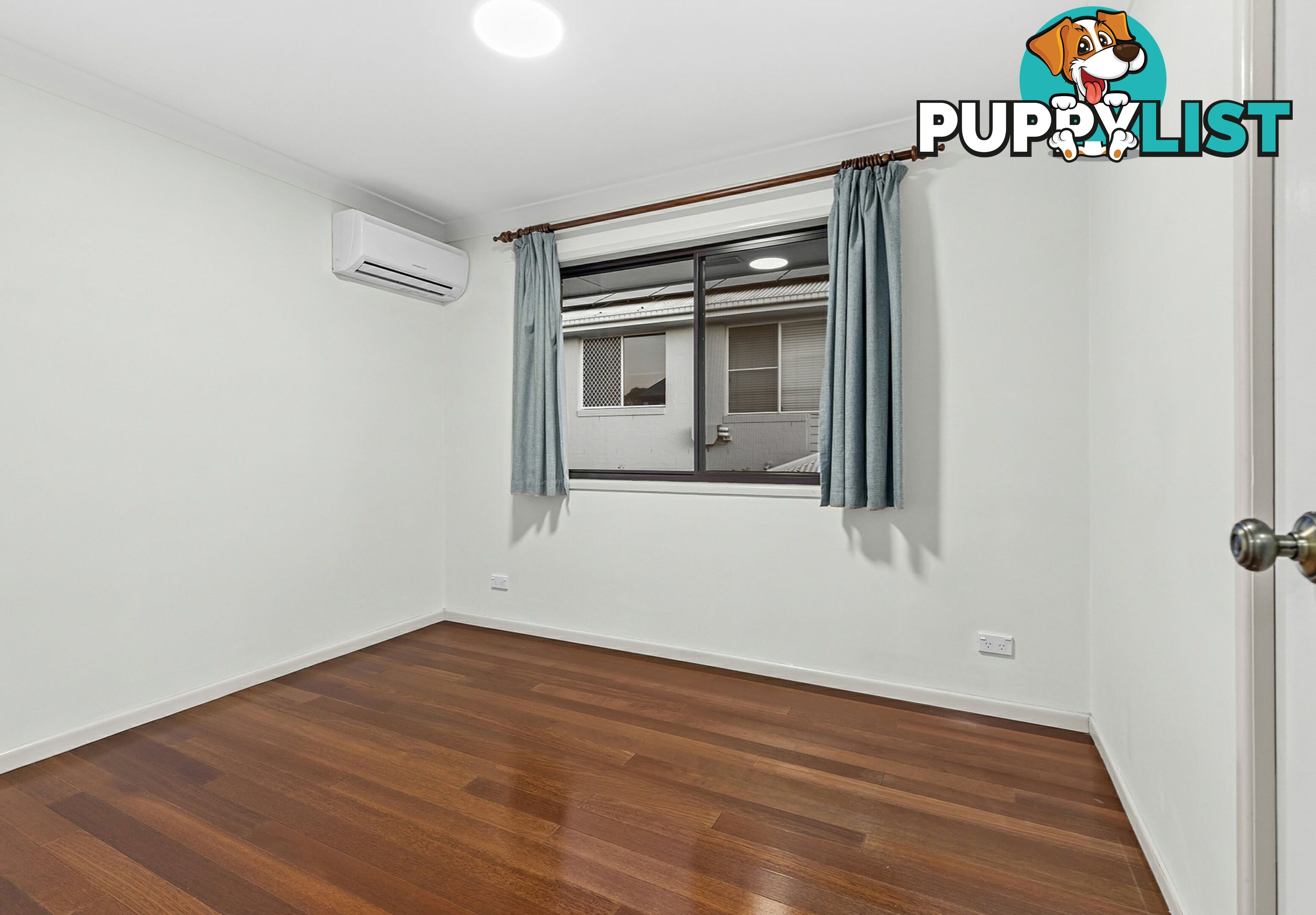 23 Sovereign Close WISHART QLD 4122