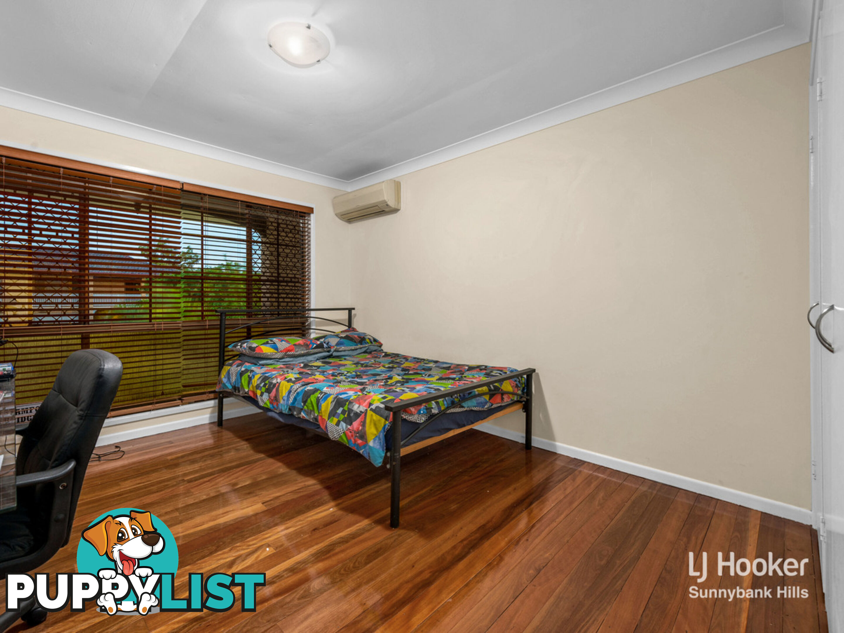 15 Martense Street WISHART QLD 4122