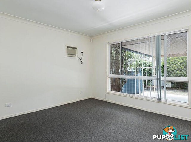 27 The Avenue SUNNYBANK HILLS QLD 4109