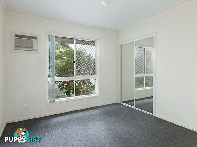 27 The Avenue SUNNYBANK HILLS QLD 4109