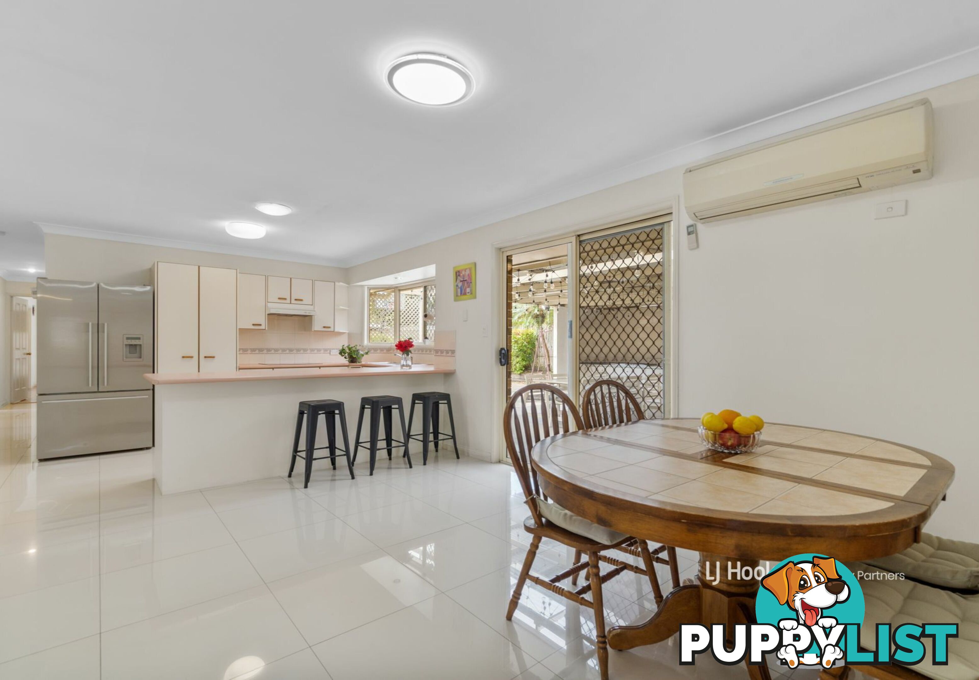 105 Bannockburn Crescent PARKINSON QLD 4115