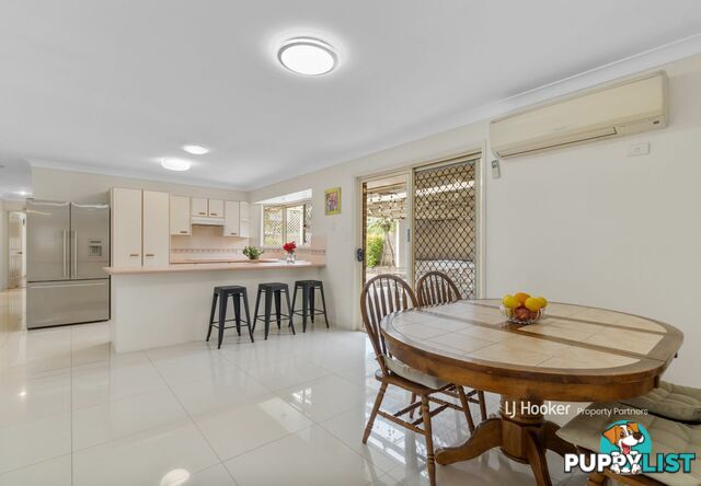 105 Bannockburn Crescent PARKINSON QLD 4115