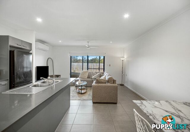 11 Beat Street RIPLEY QLD 4306