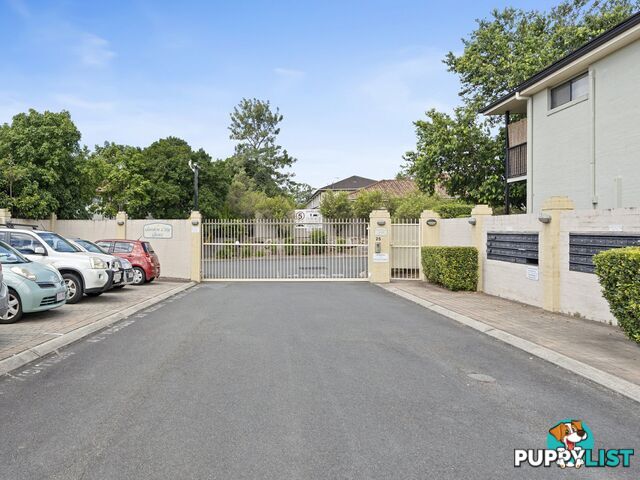25/25 Buckingham Place EIGHT MILE PLAINS QLD 4113