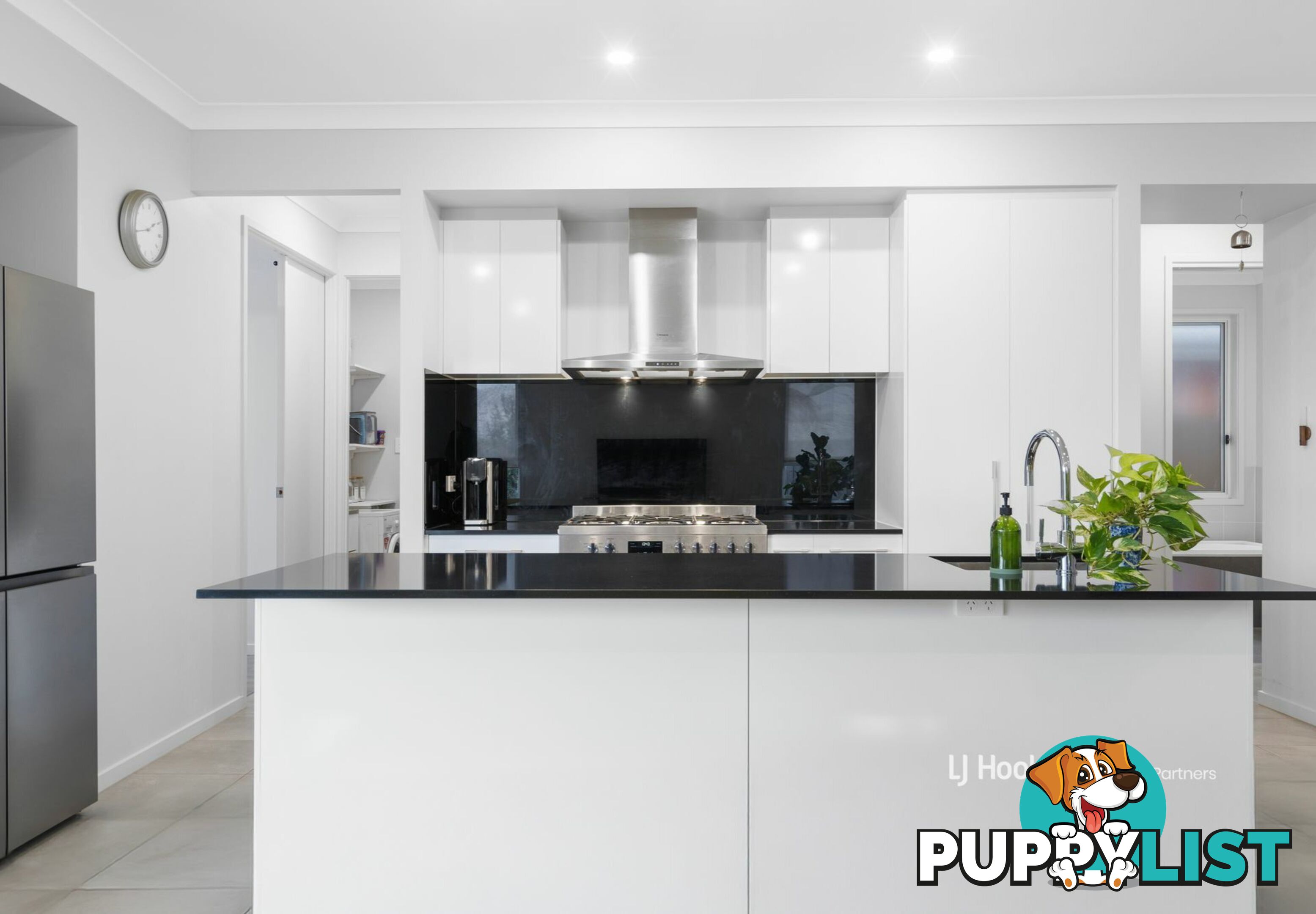 21 Applecross Place PALLARA QLD 4110