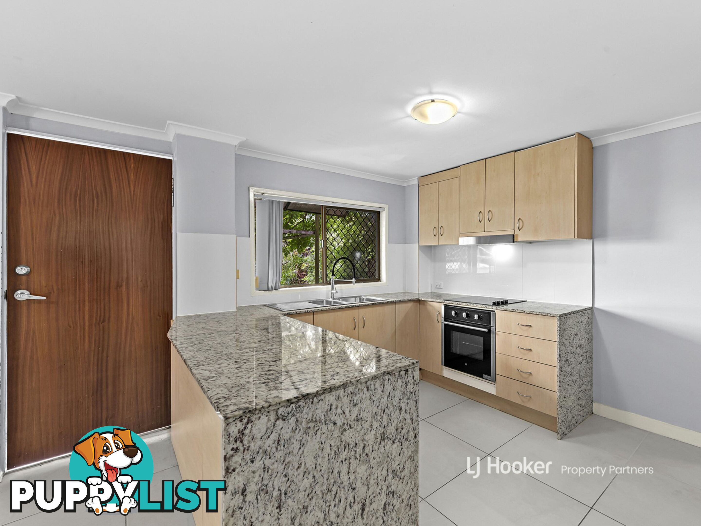 15 Arkindale Street NATHAN QLD 4111