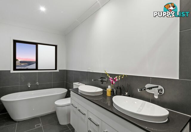 46 Abbeydale Road GREENBANK QLD 4124