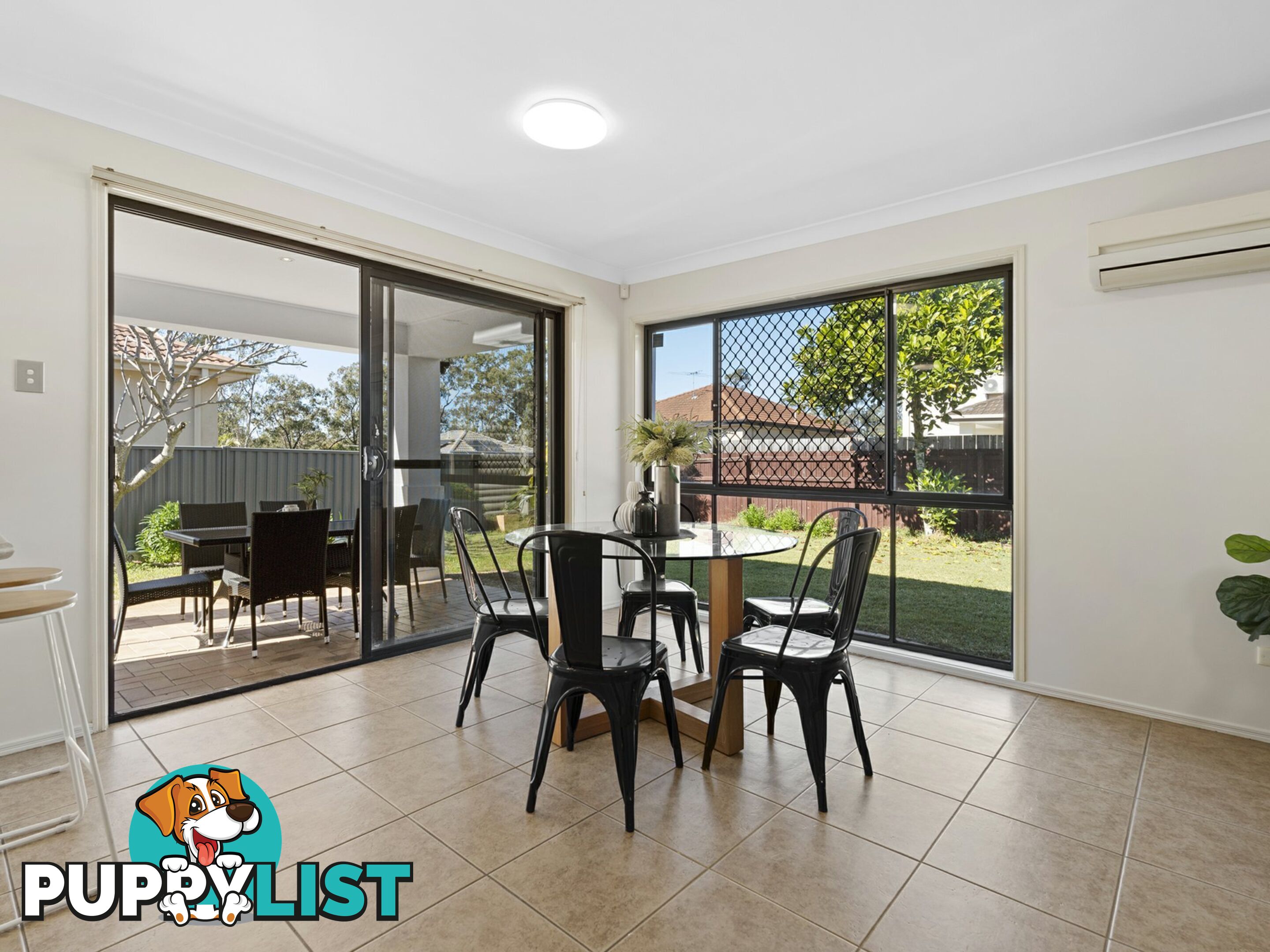 21 Yvonne Road EIGHT MILE PLAINS QLD 4113