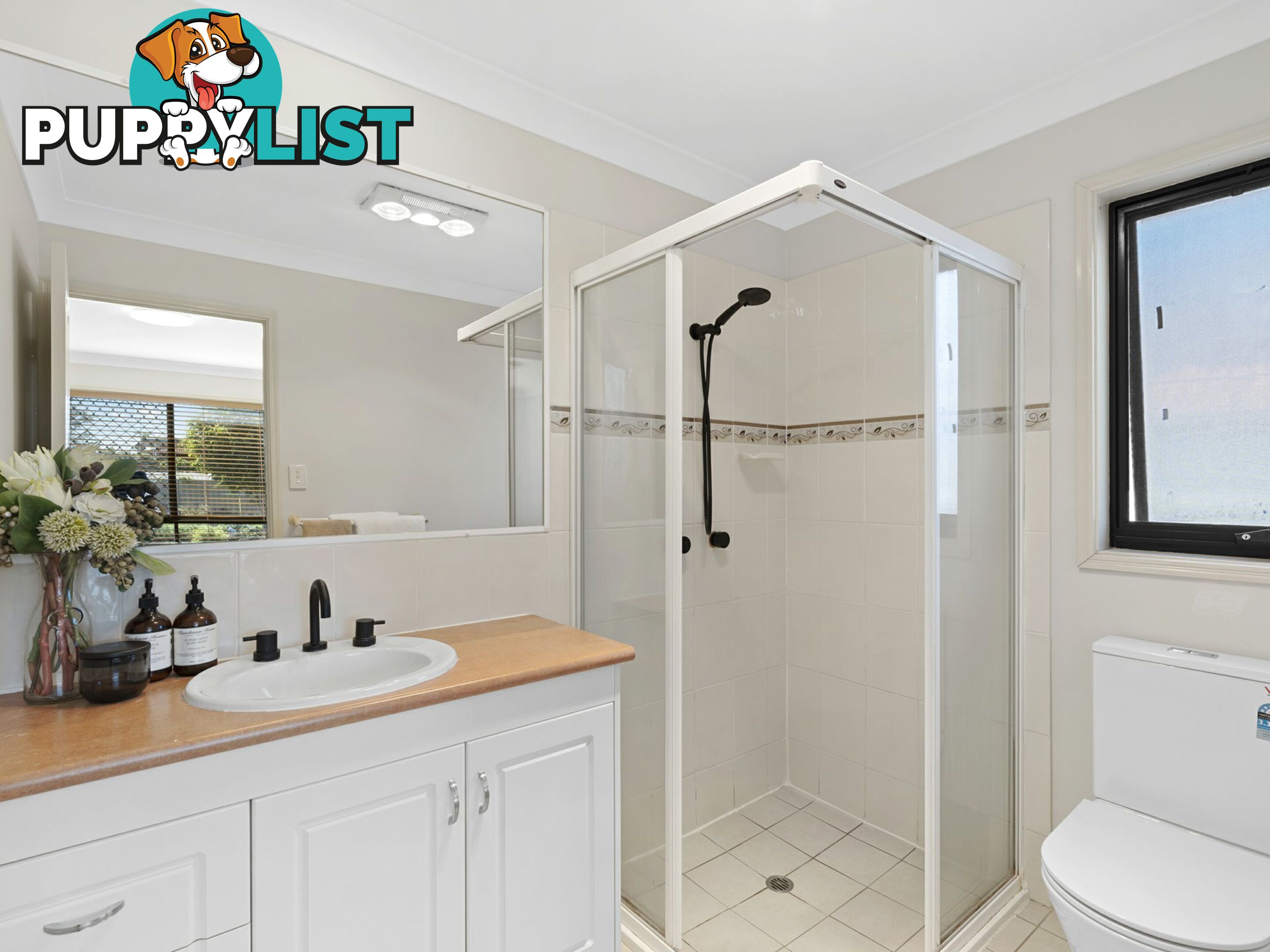 21 Yvonne Road EIGHT MILE PLAINS QLD 4113