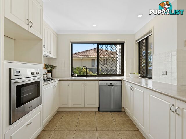21 Yvonne Road EIGHT MILE PLAINS QLD 4113