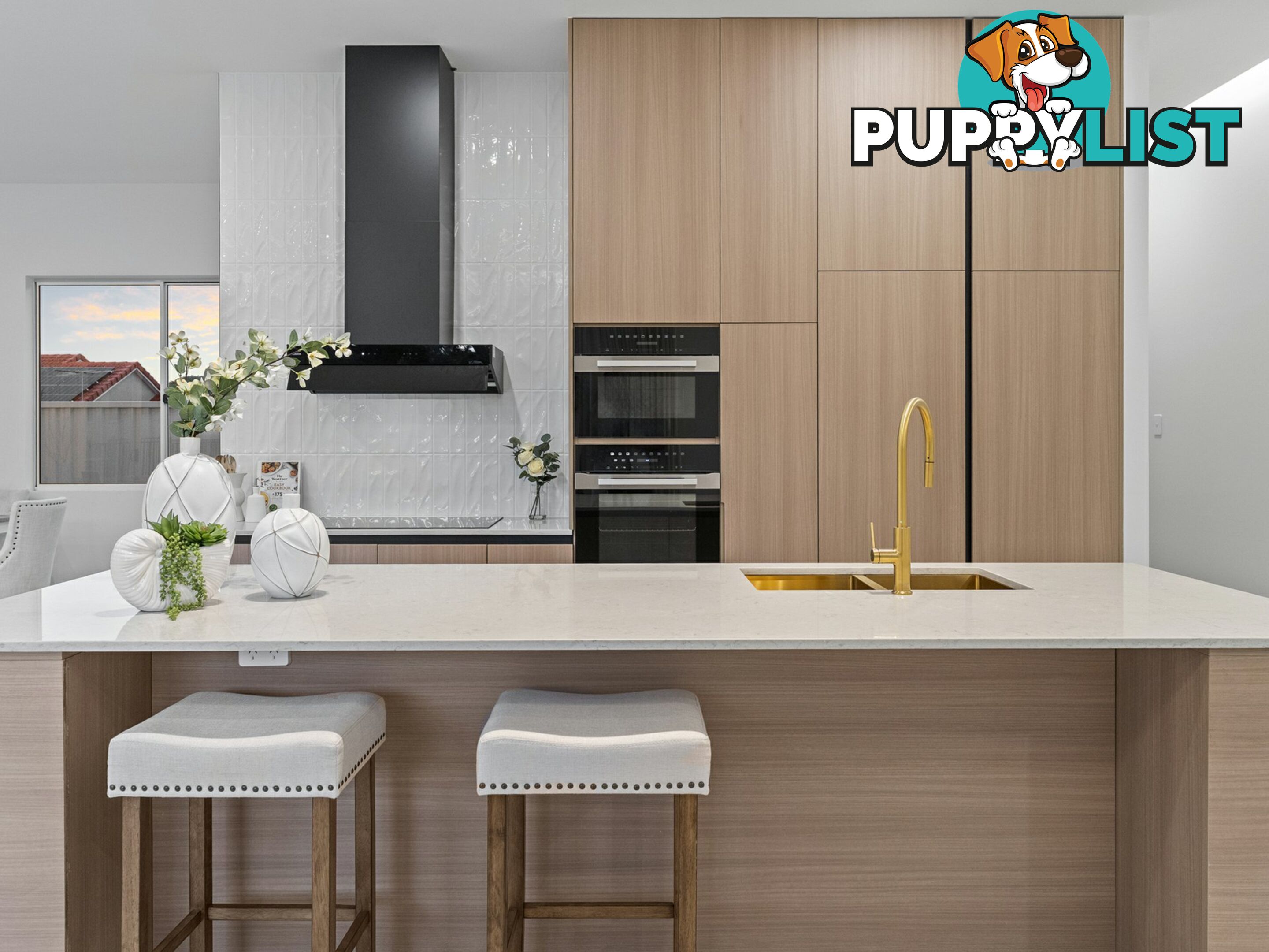 11 Fanfare Street EIGHT MILE PLAINS QLD 4113