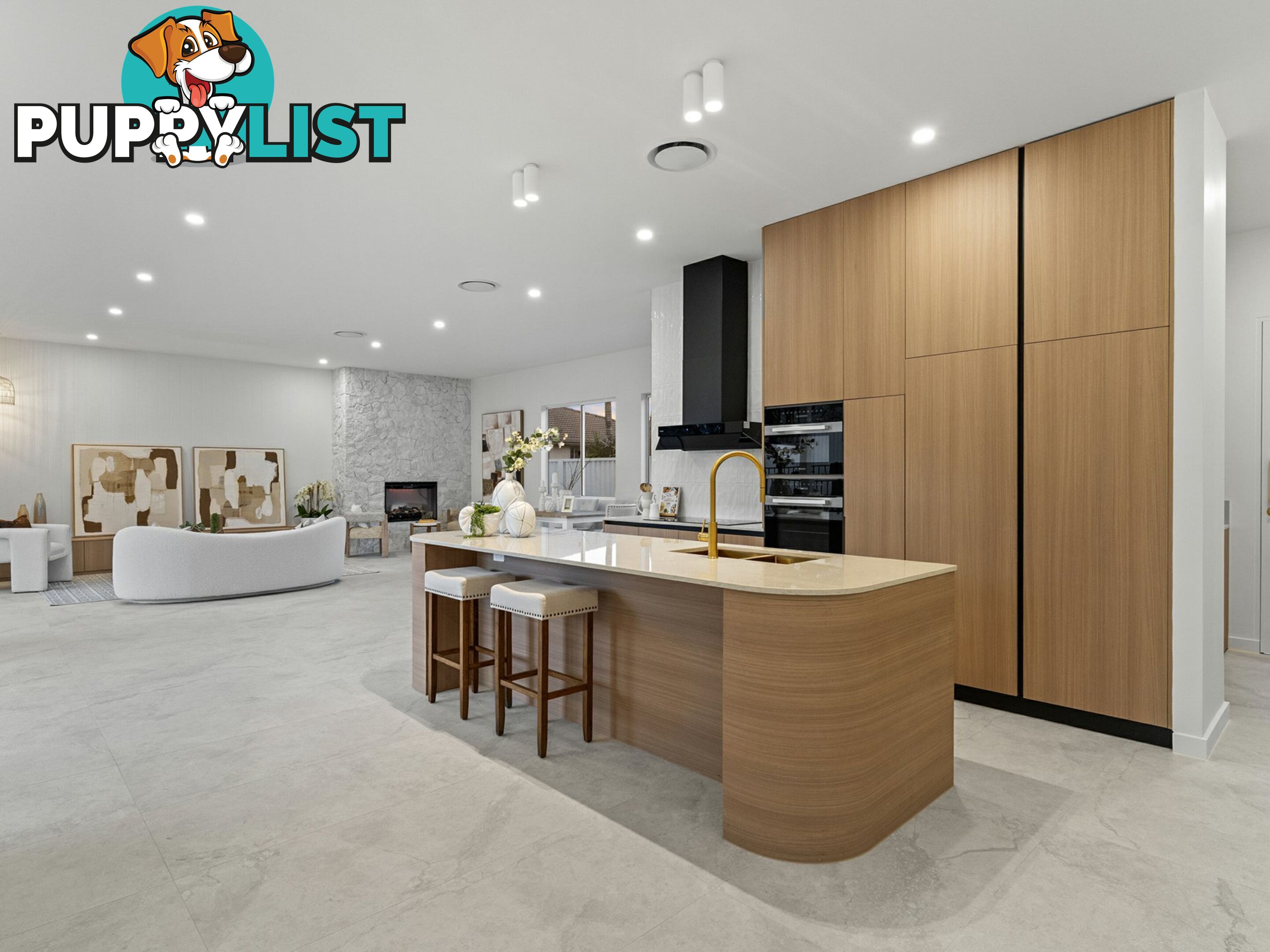 11 Fanfare Street EIGHT MILE PLAINS QLD 4113