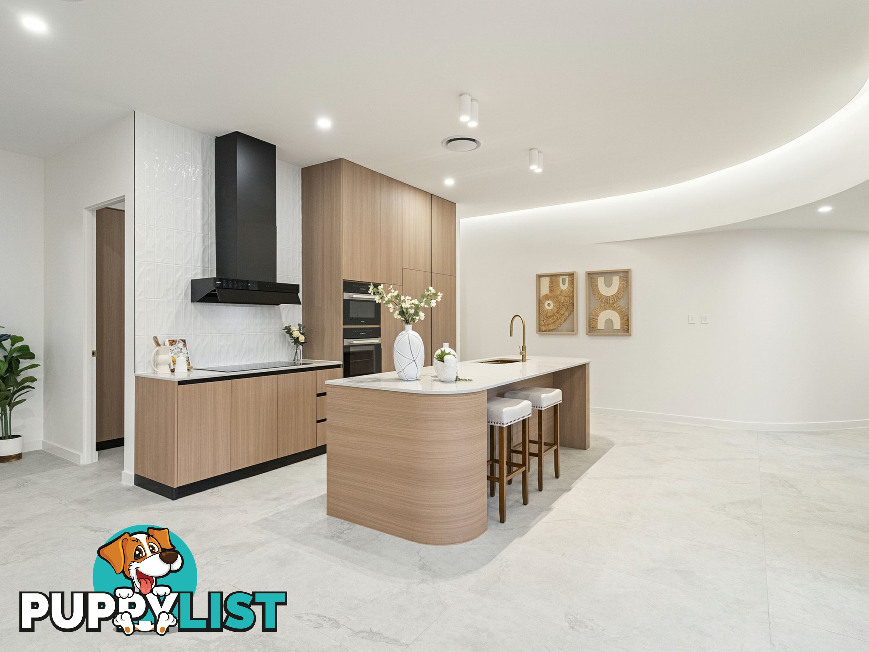 11 Fanfare Street EIGHT MILE PLAINS QLD 4113