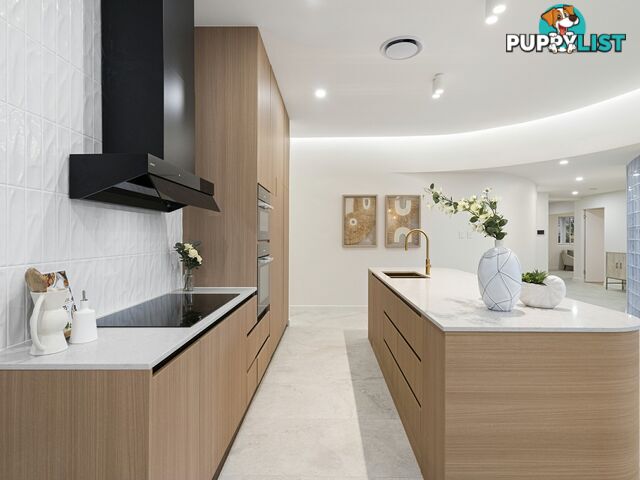 11 Fanfare Street EIGHT MILE PLAINS QLD 4113