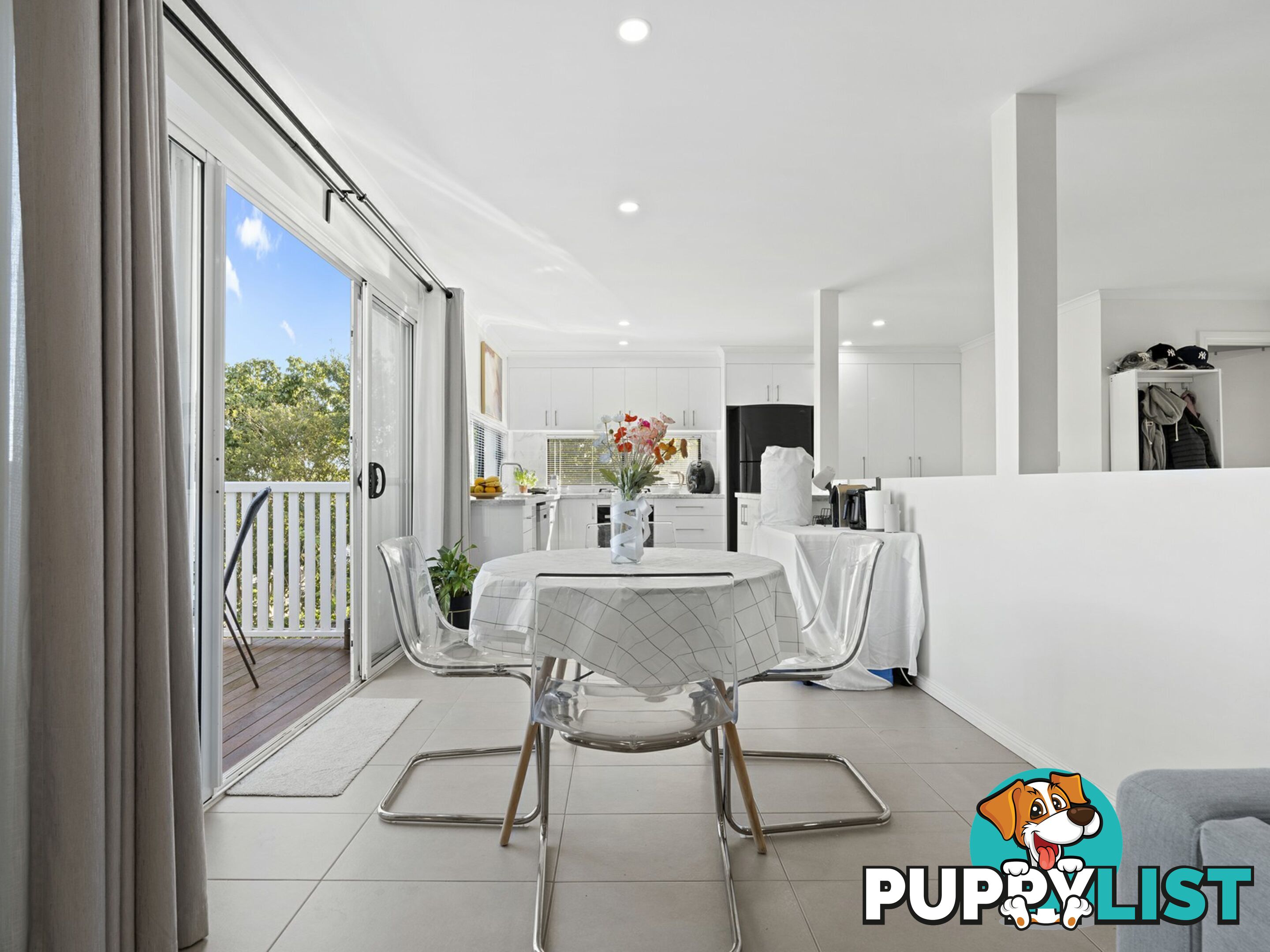 25 Queens Road KINGSTON QLD 4114