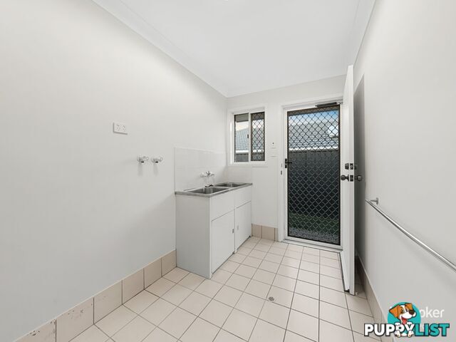 1 Bannockburn Crescent PARKINSON QLD 4115