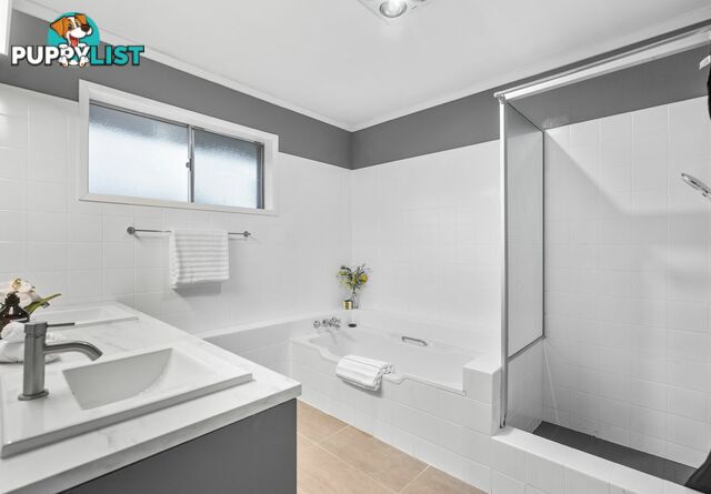 9 Landseer Street SUNNYBANK HILLS QLD 4109