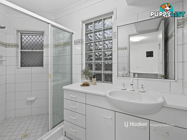 32 Panorama Place MOUNT GRAVATT EAST QLD 4122