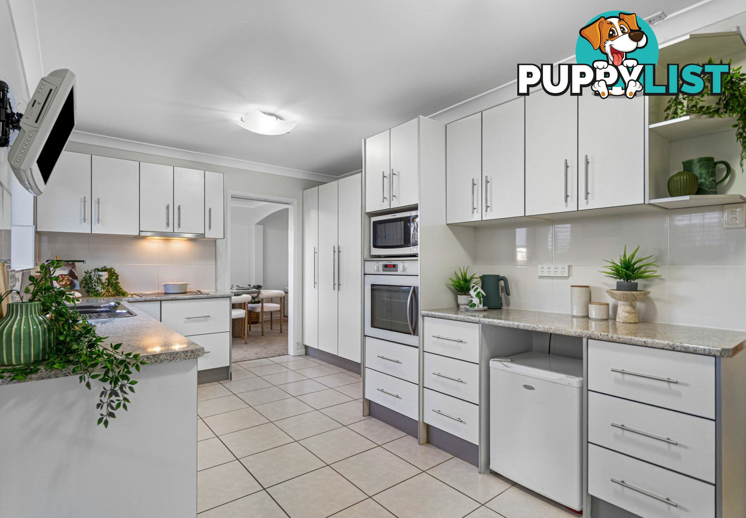 14 Bluebell Street MANSFIELD QLD 4122