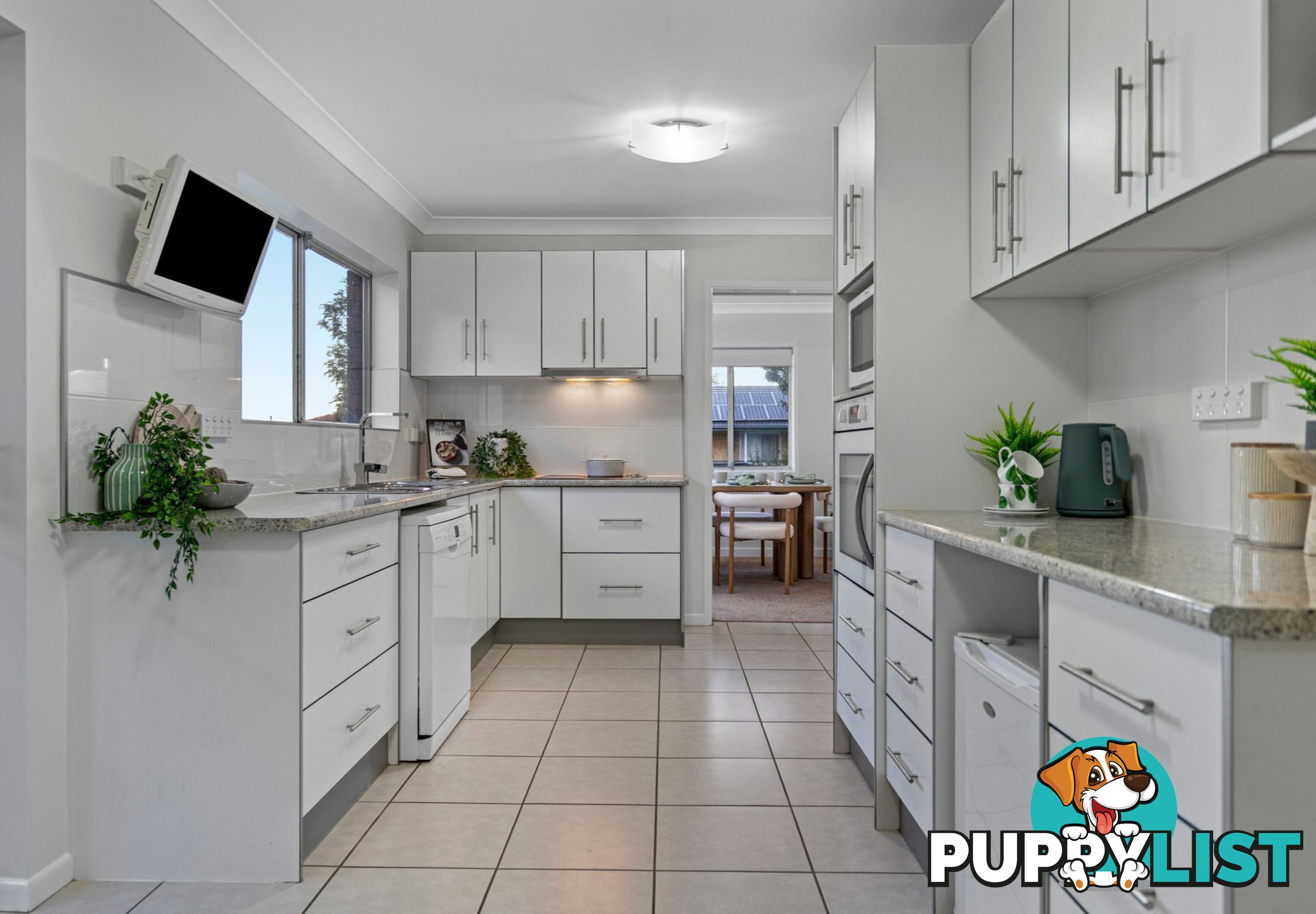 14 Bluebell Street MANSFIELD QLD 4122