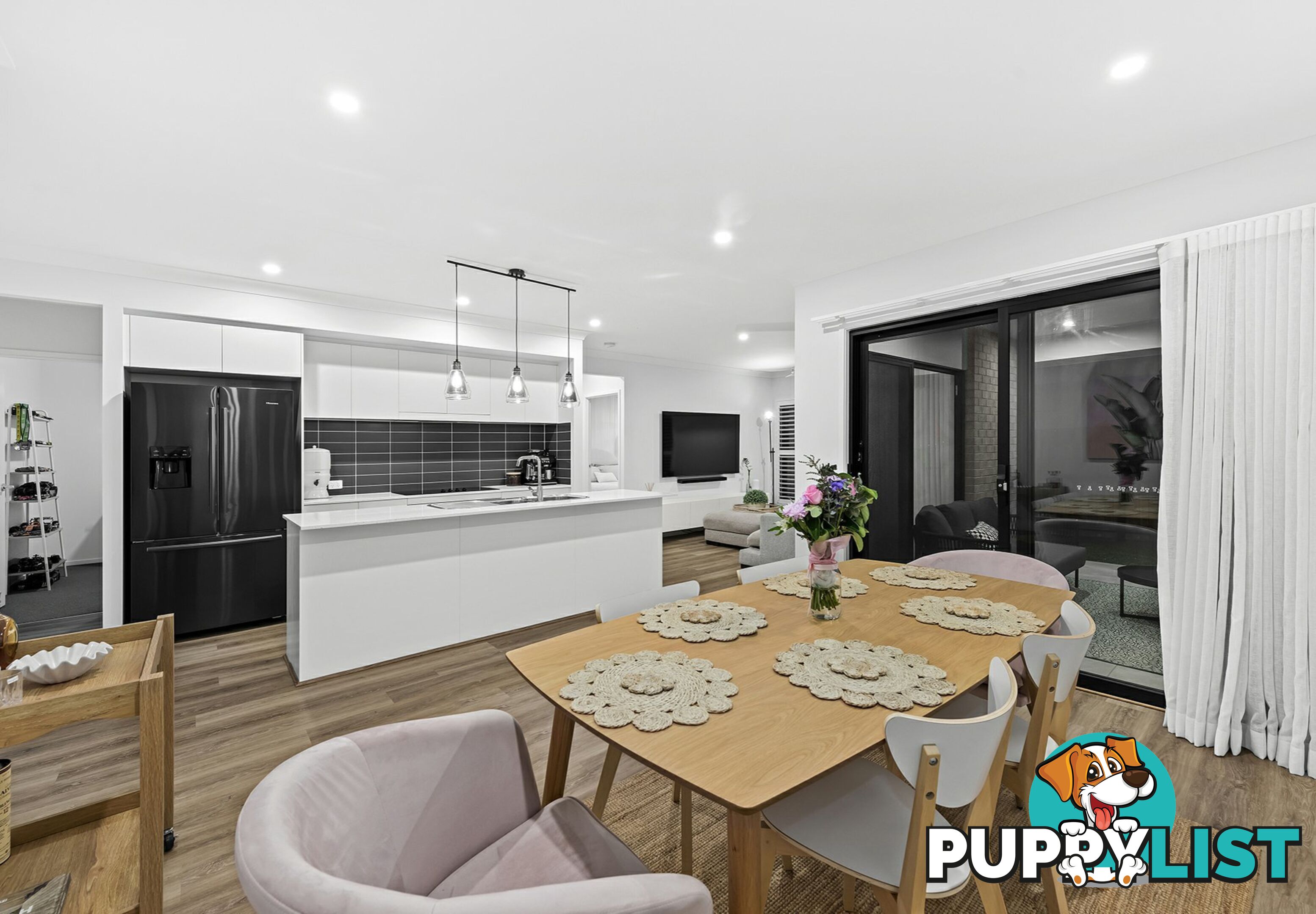 19 Ironbark Avenue PARK RIDGE QLD 4125