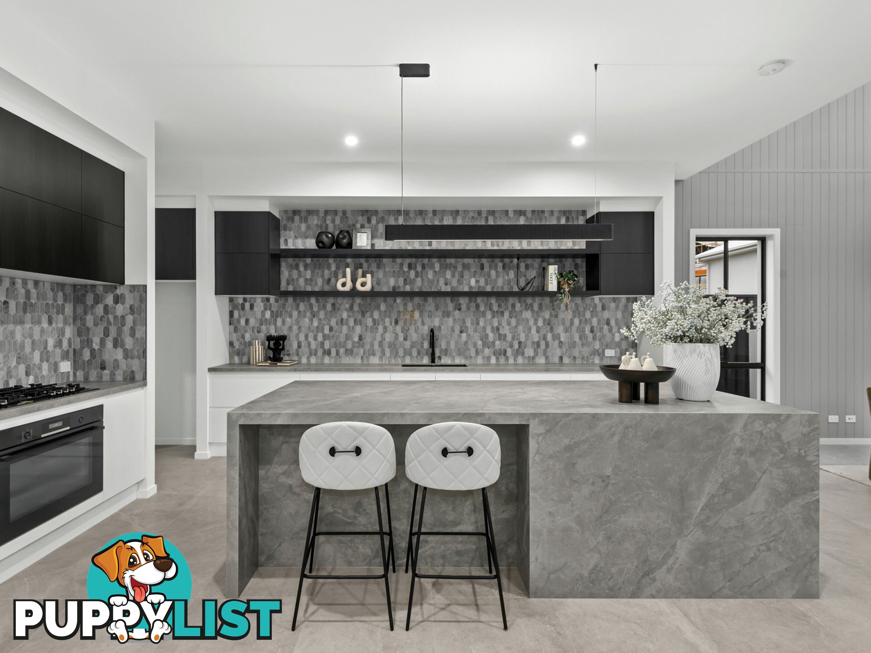 30 Rosemary Circuit ROCHEDALE QLD 4123