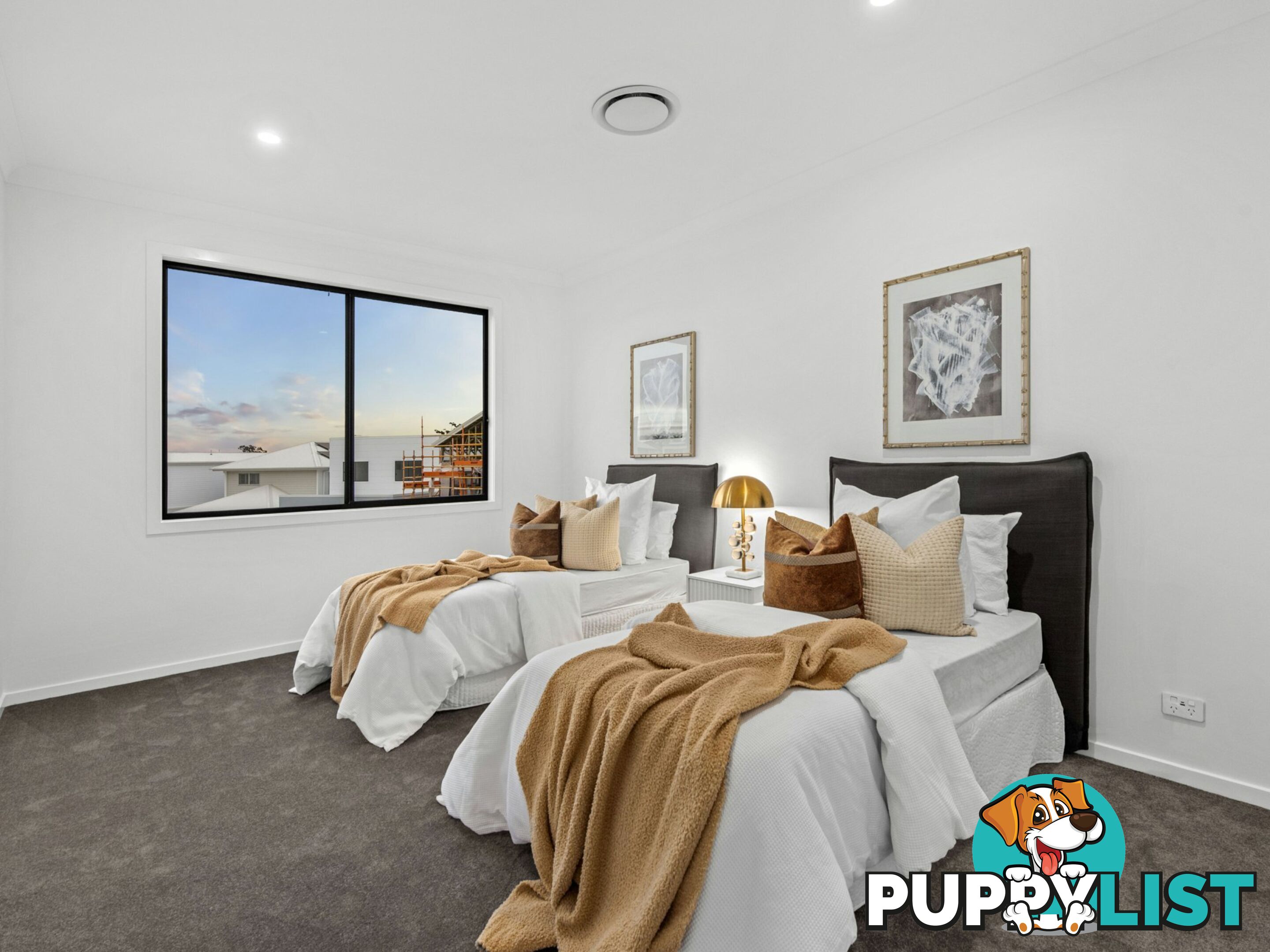 30 Rosemary Circuit ROCHEDALE QLD 4123