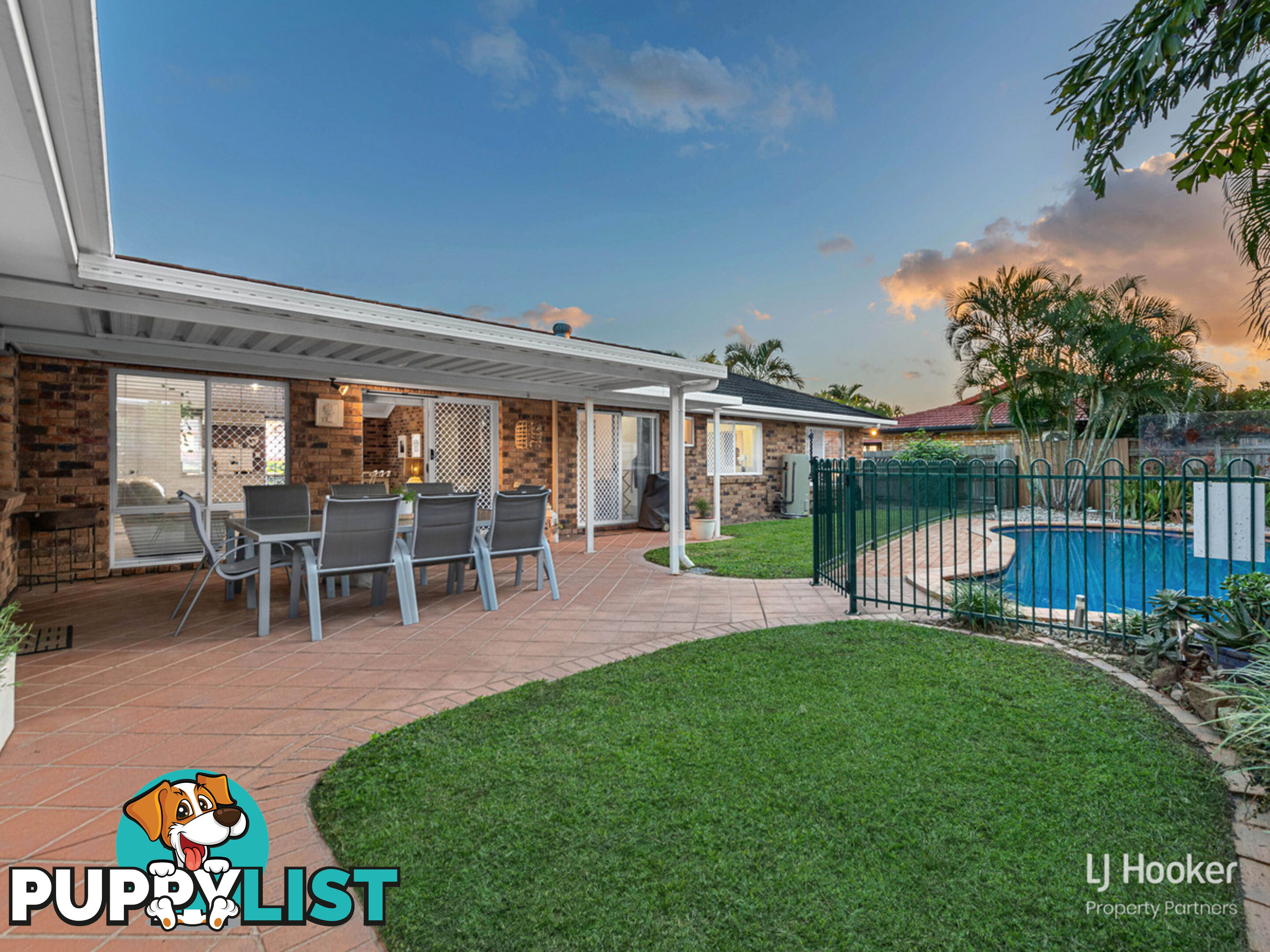 2 Pinecroft Close CALAMVALE QLD 4116