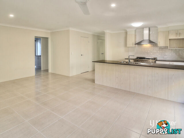 23 John Storey Court PARK RIDGE QLD 4125