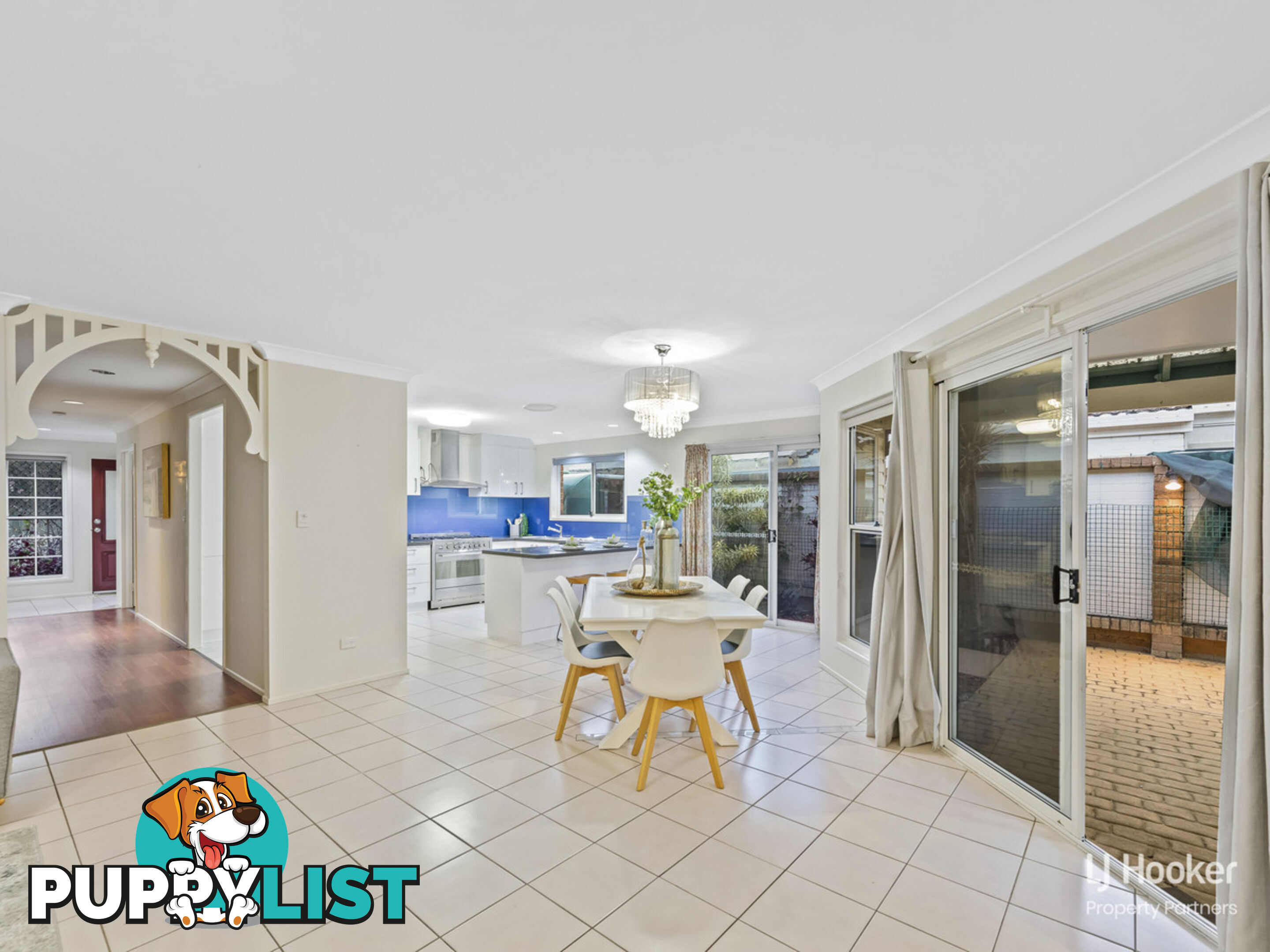 4 Eastcourt Lane SUNNYBANK HILLS QLD 4109