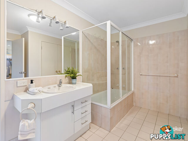 4 Eastcourt Lane SUNNYBANK HILLS QLD 4109