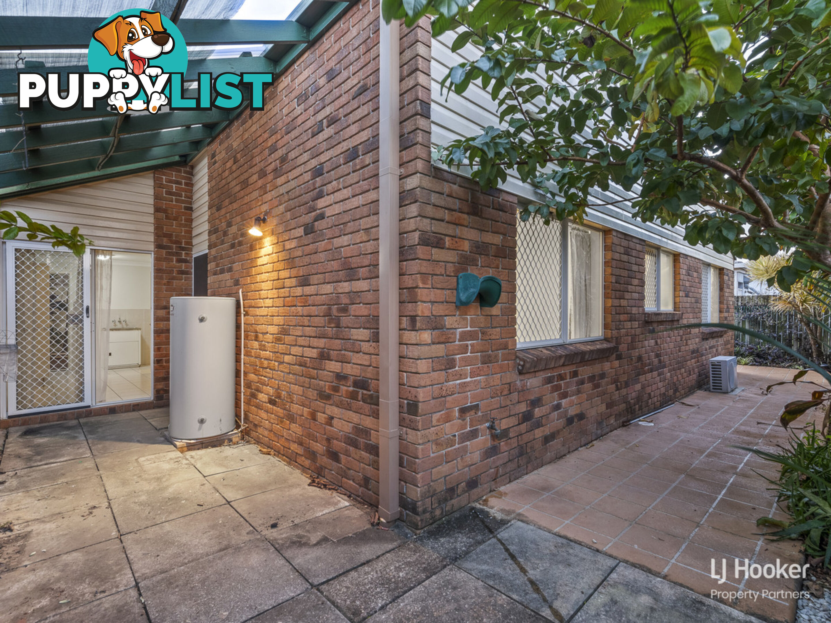 4 Eastcourt Lane SUNNYBANK HILLS QLD 4109