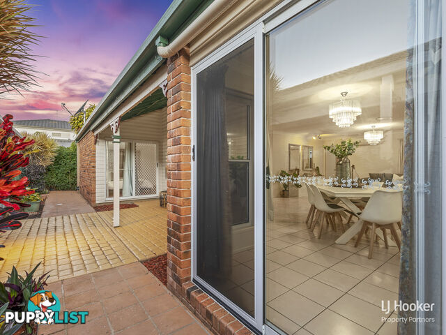 4 Eastcourt Lane SUNNYBANK HILLS QLD 4109