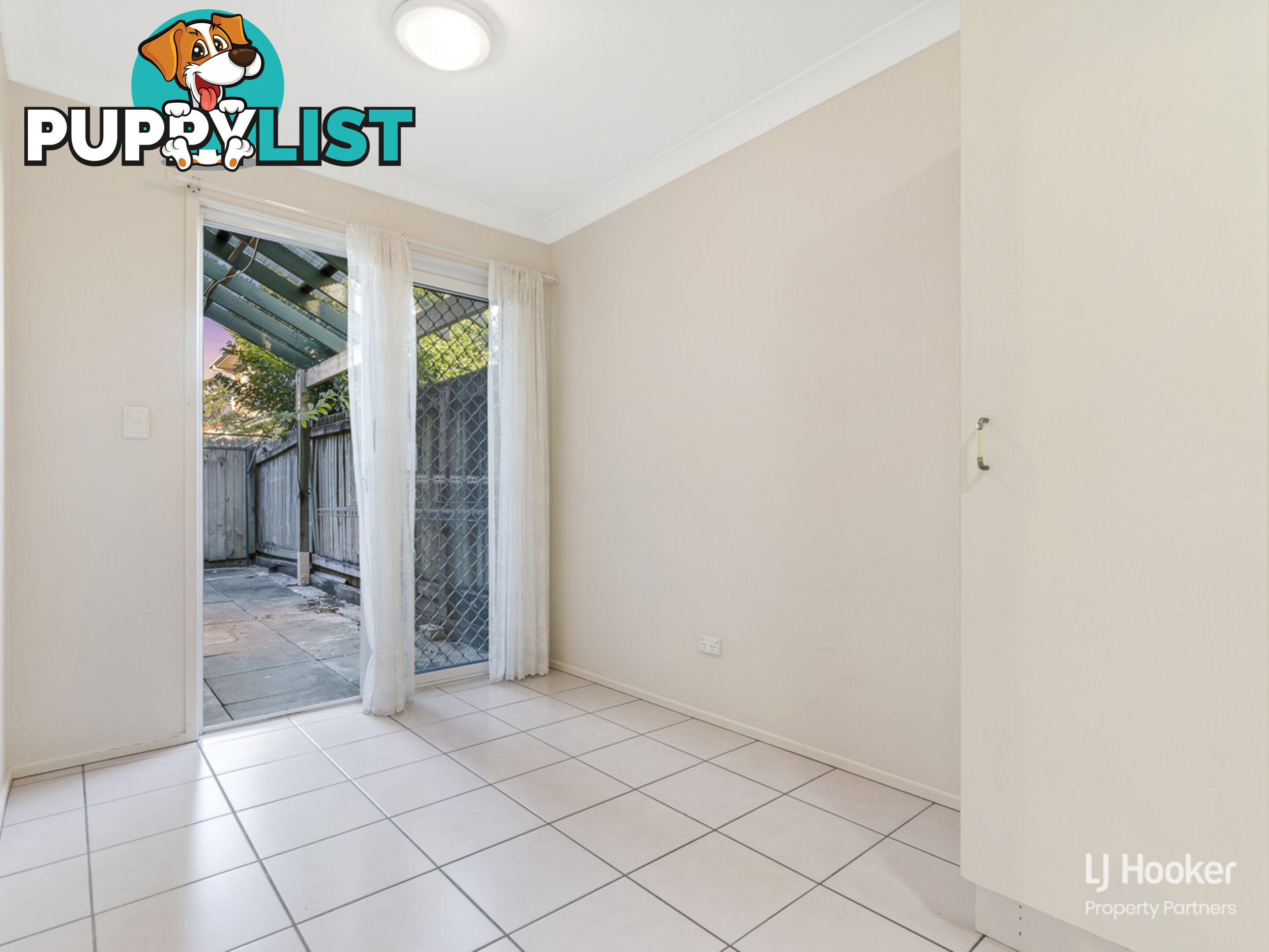 4 Eastcourt Lane SUNNYBANK HILLS QLD 4109